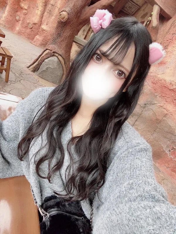 柚木 ふみ