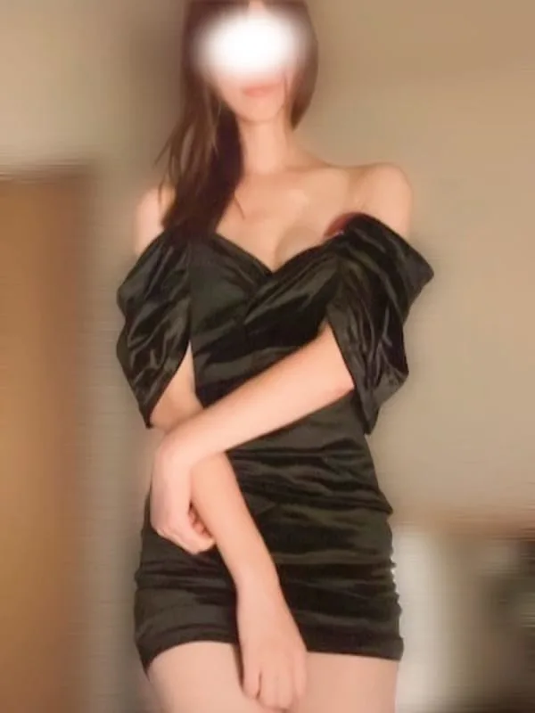 篠田りな