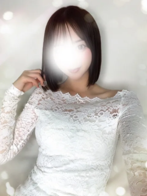 如月ももか