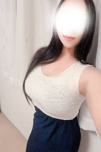 山本しおん