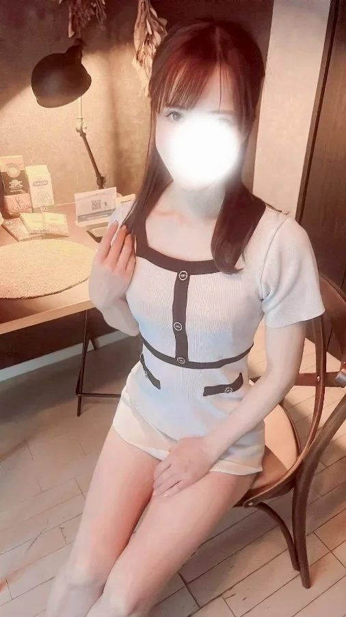 乙葉 かのん