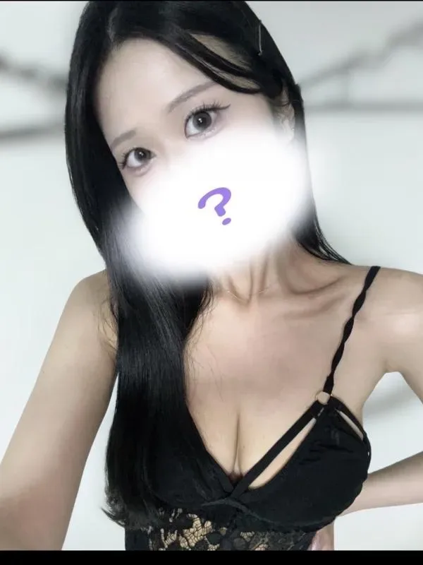 黒瀧 めみ