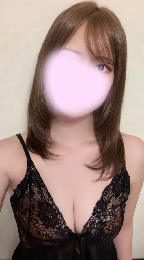 椿さりな