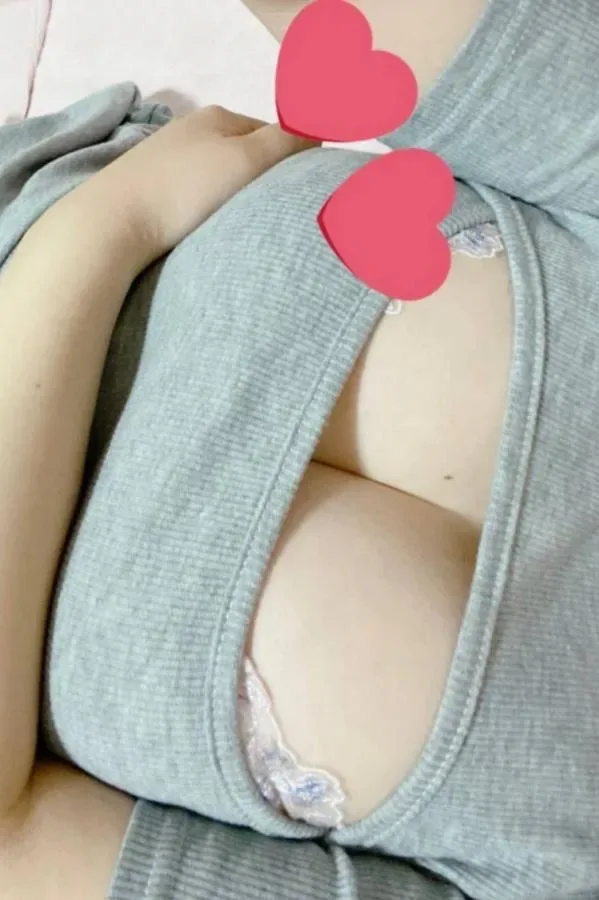 一葉みあ