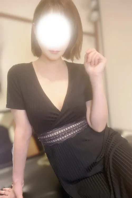 御影せな