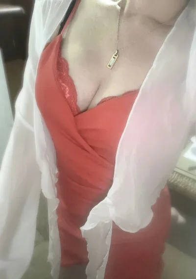綾乃