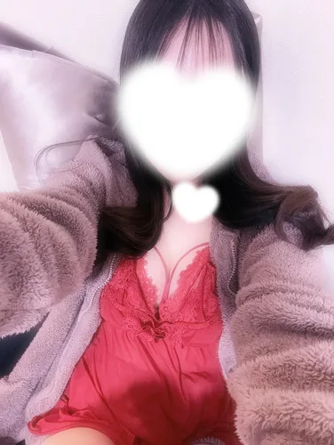 小鳥遊ひな