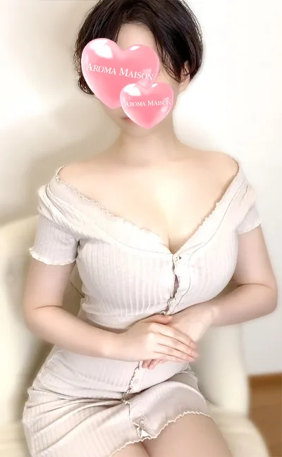 片桐あや