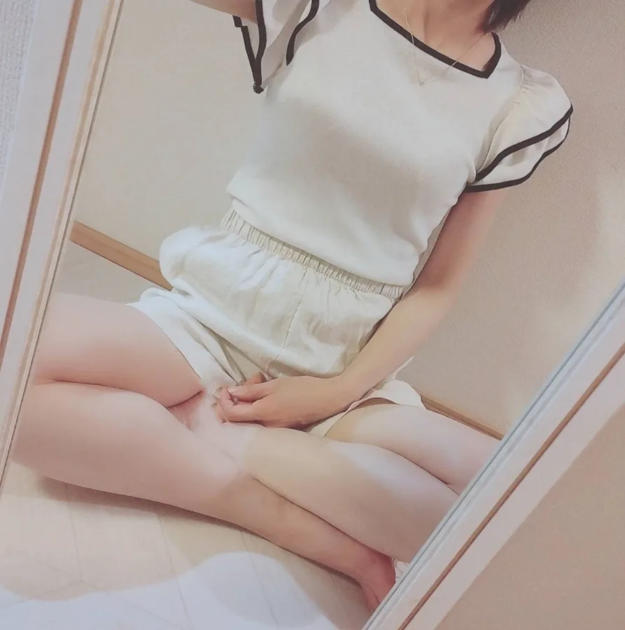 百合子