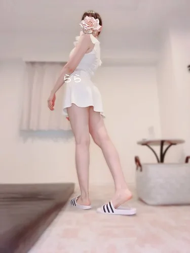早乙女らら