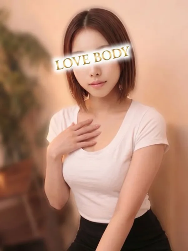 鈴木ひな