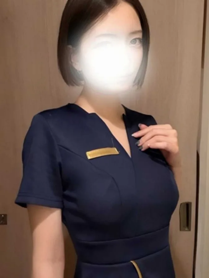 依田にこ