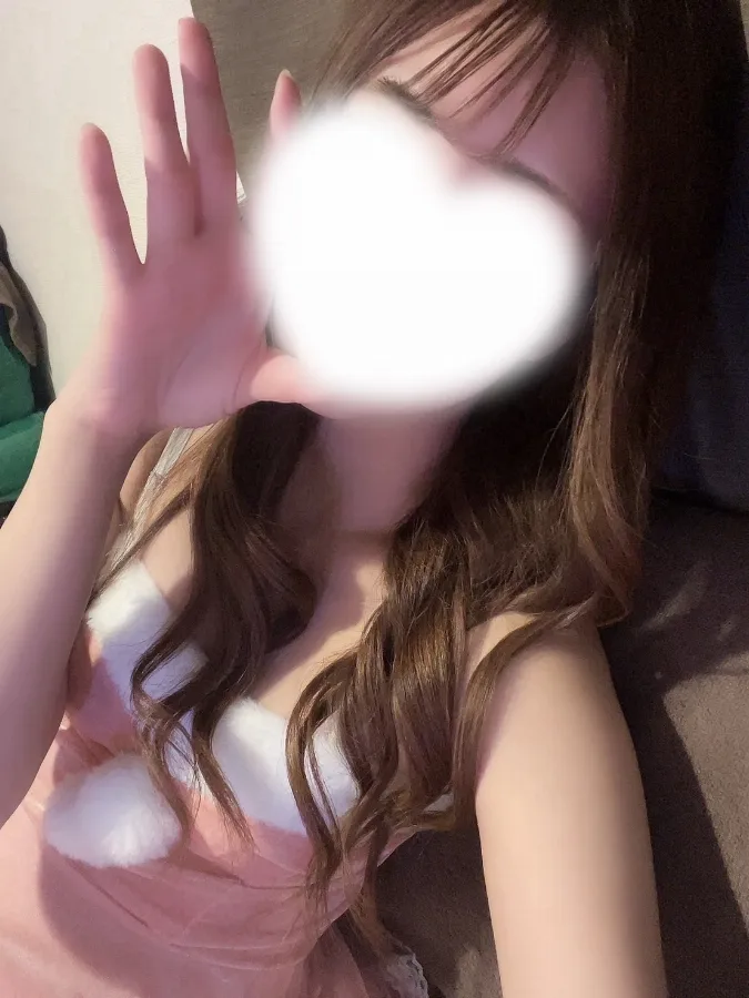 りり NEW FACE