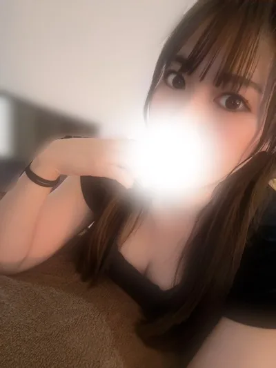 椿かえで