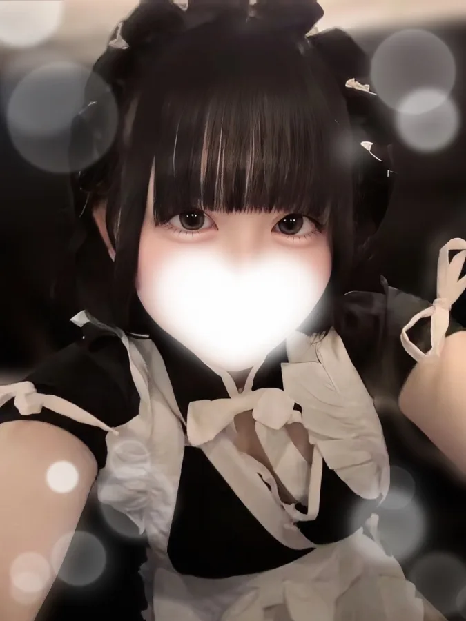 秋元なこ