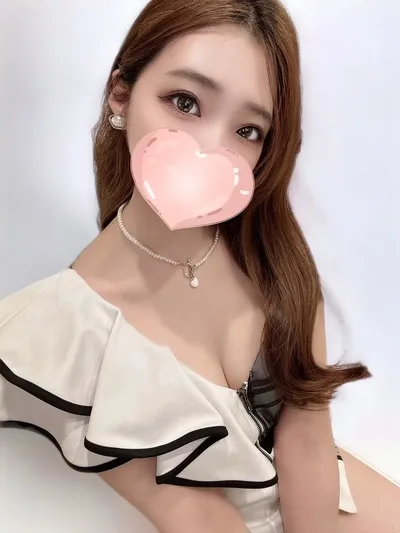 ひな【極上美女のおもてなし♡】