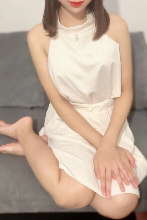 瑠川あんな