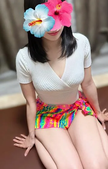 名嘉山れみ