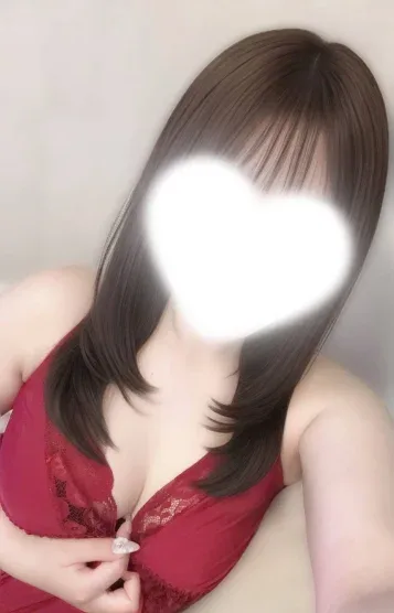 桃々 もも(23)
