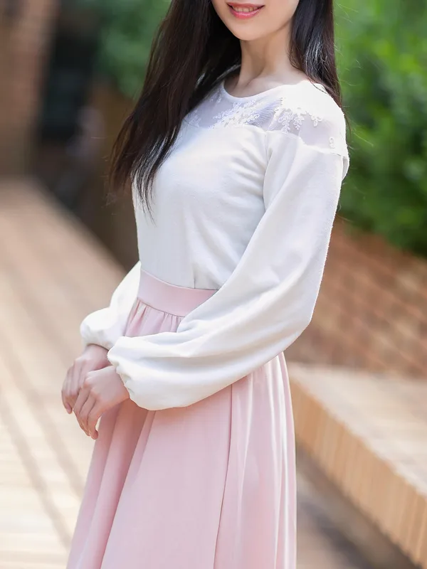 綾瀬 陽奈