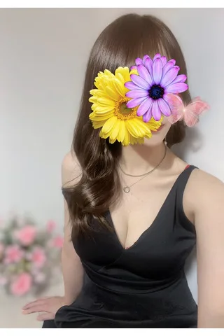 潤奈 JUNNA