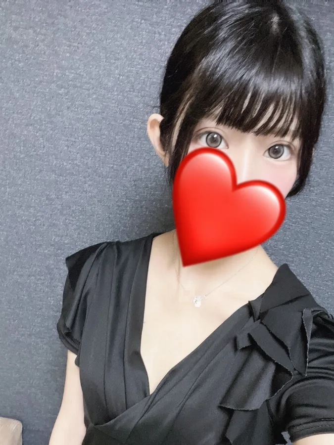 小鳥遊ひな