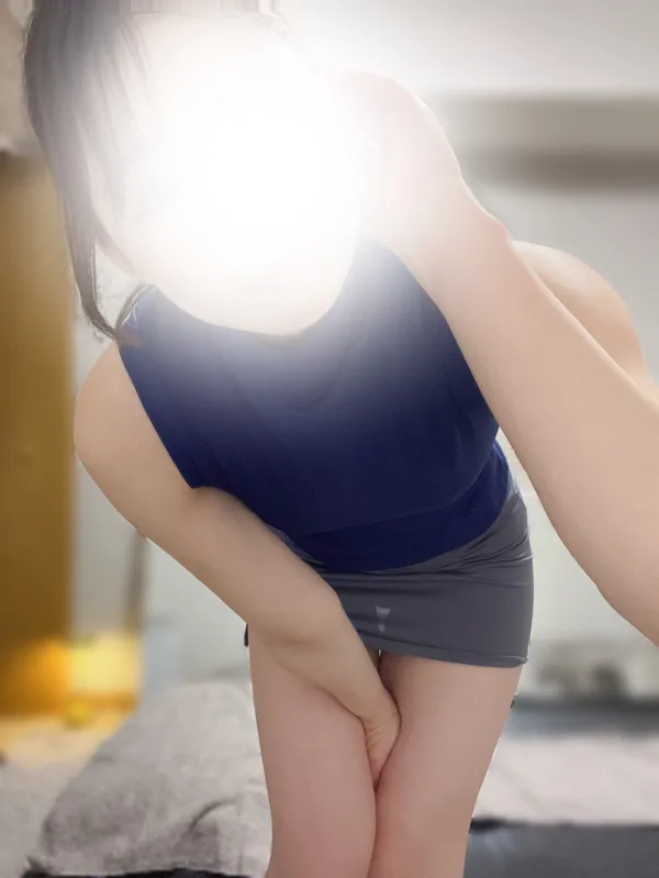 仲里あんず