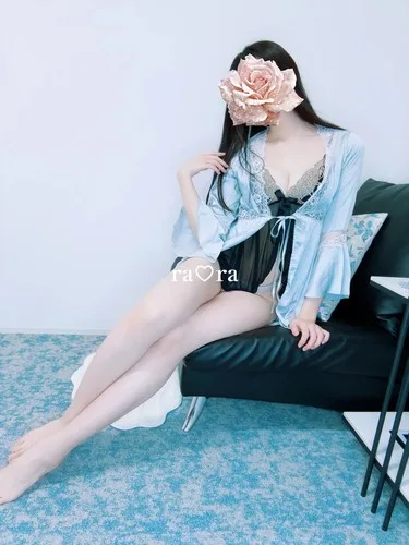 早乙女らら