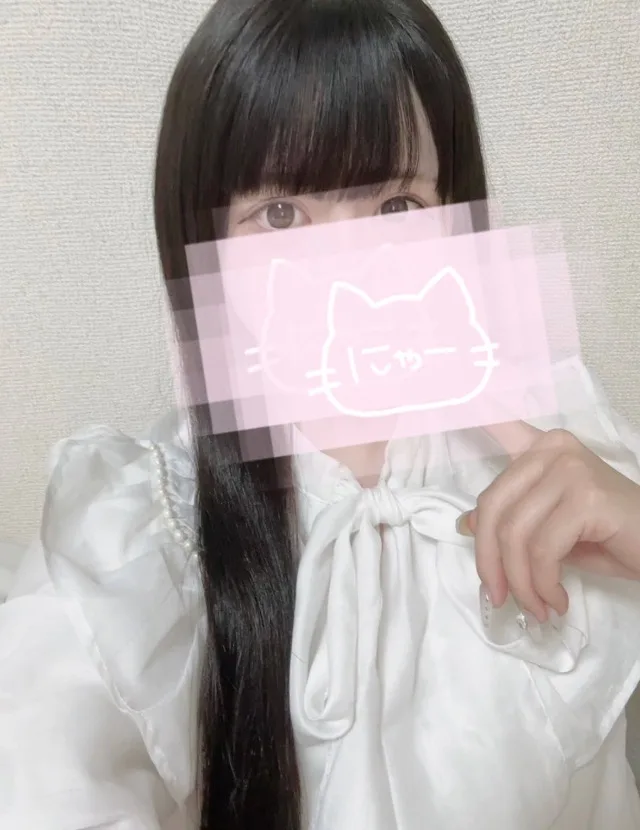 塩見こころ