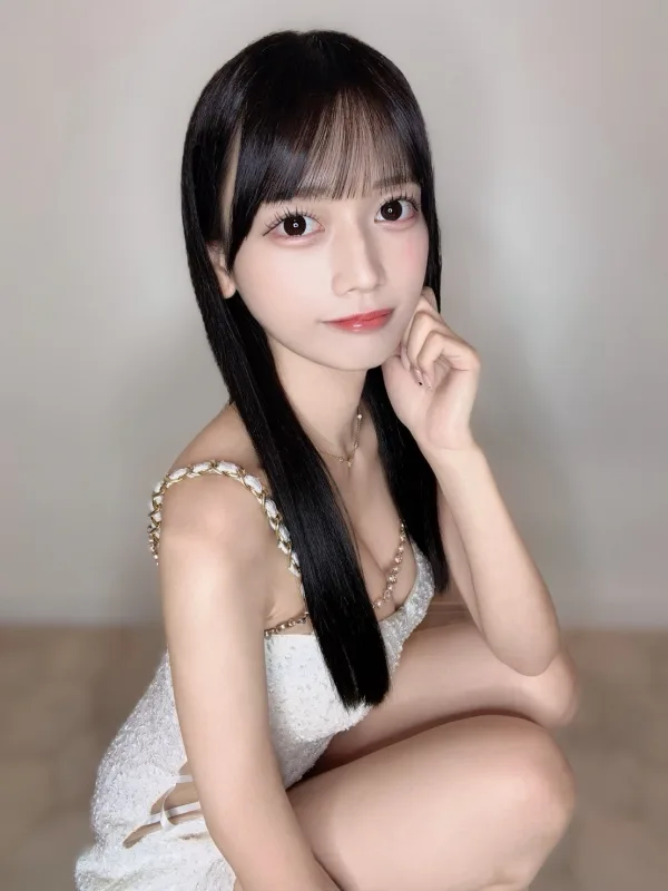 水瀬ひな