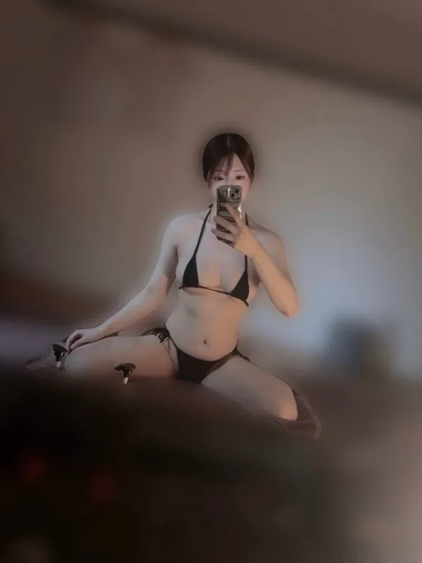 弘中あんず