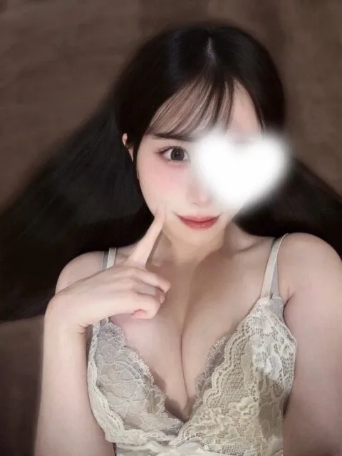 椿みな