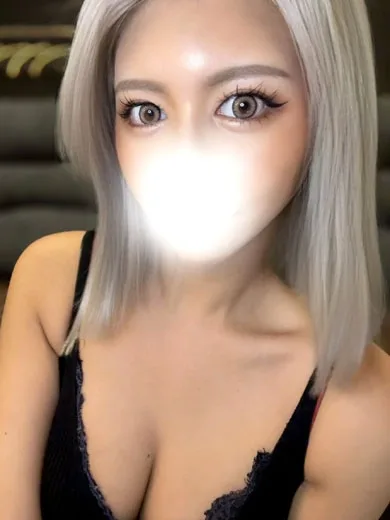 新垣セラピスト