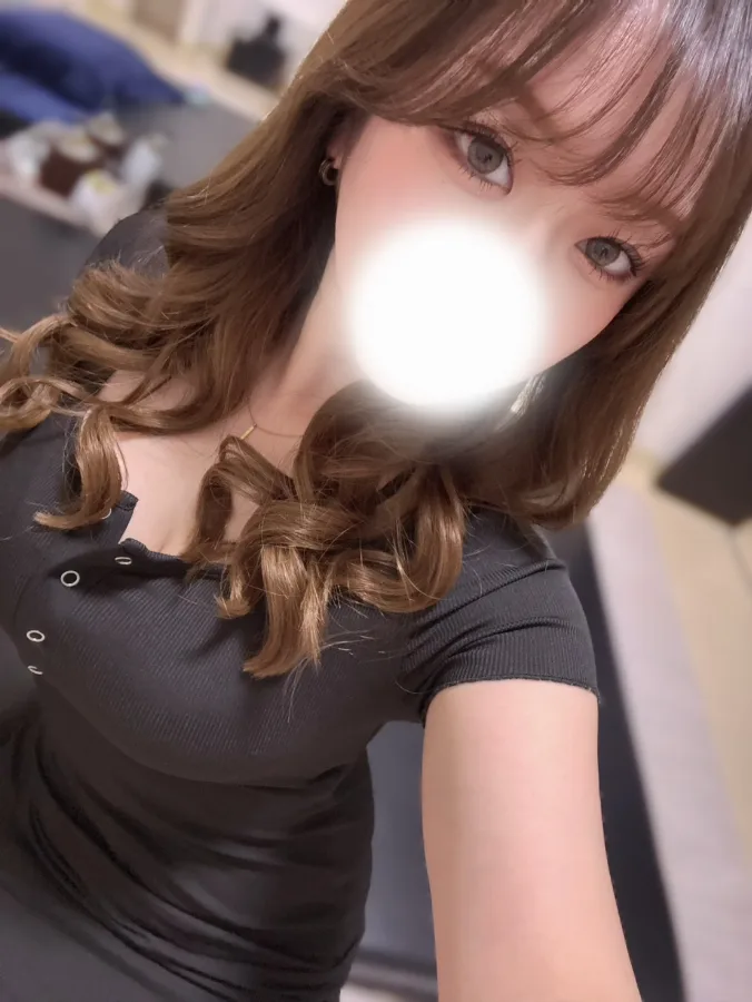 葉月まや