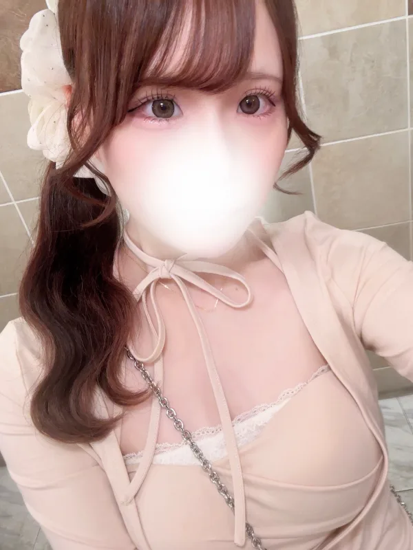 白雪ここあ