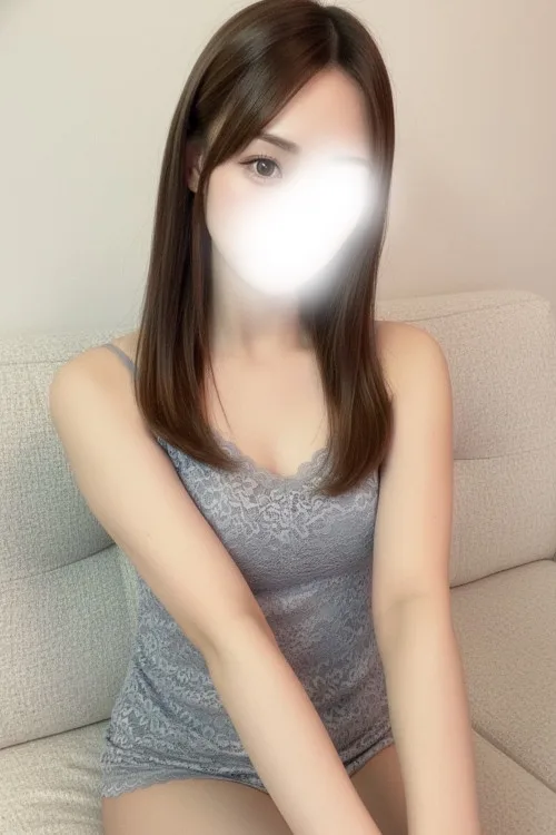 美月 あいな