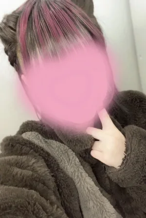 桐谷 まな