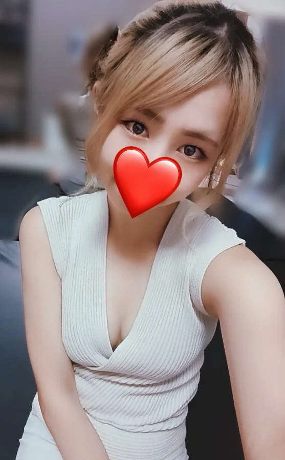 愛瀬ちさ