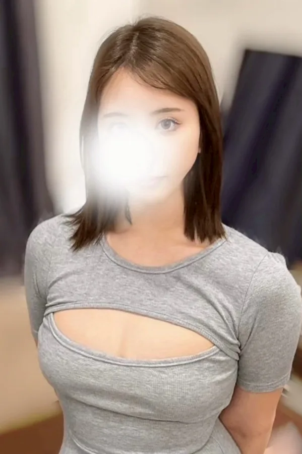 進藤 うらら