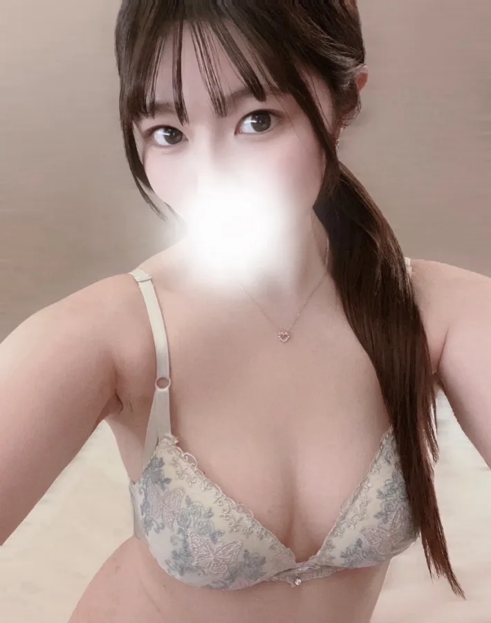 ななは