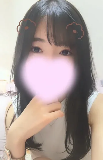 すず(25)