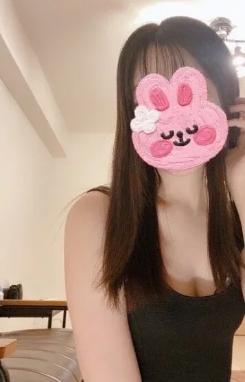 桃乃あいな(25)