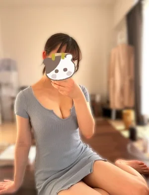Therapist. 獺祭わかな（23 歳 ）