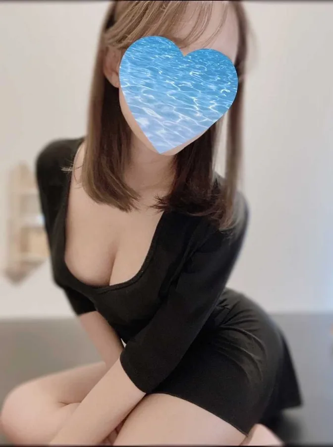 ももな