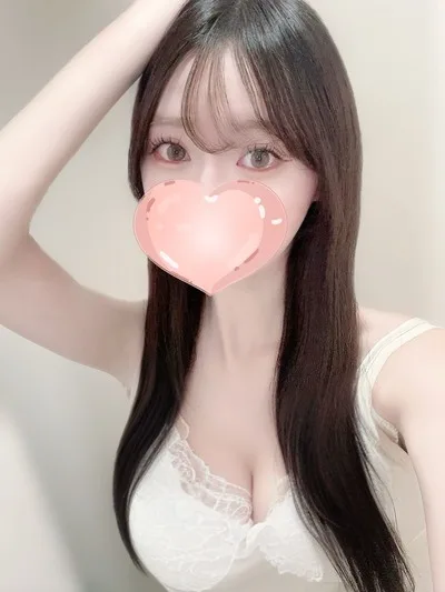 えみり【吸い付く白肌♡マシュマロ美BODY】
