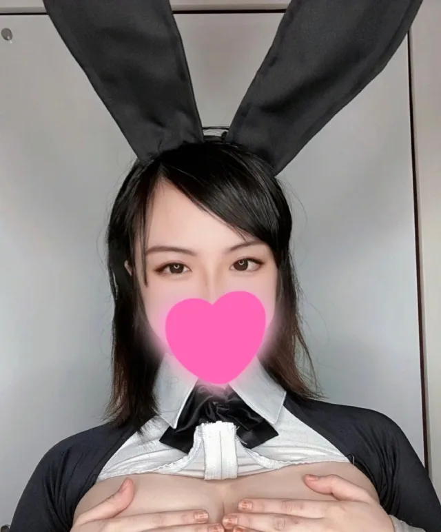 モモミ