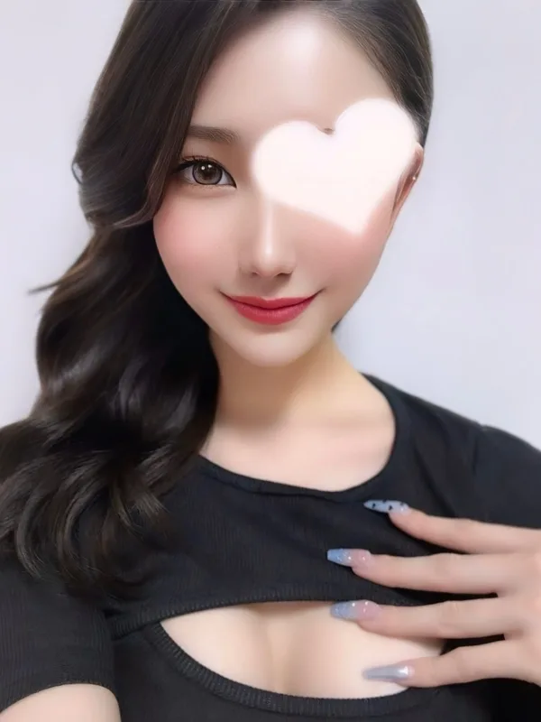 星奈 しおん