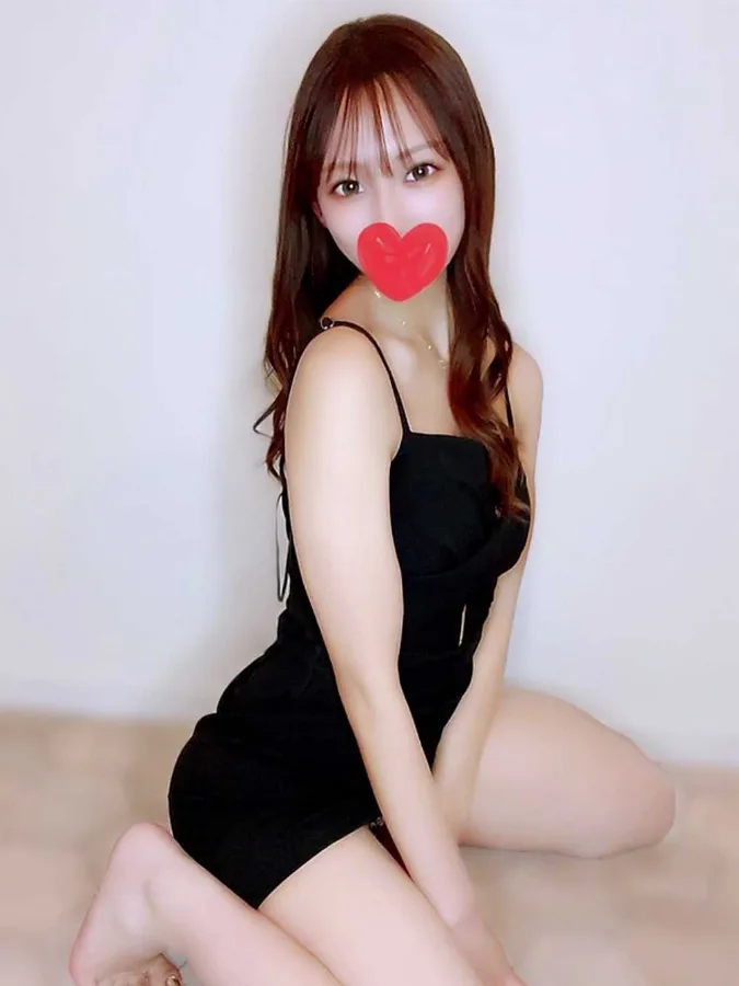 桃乃めめ