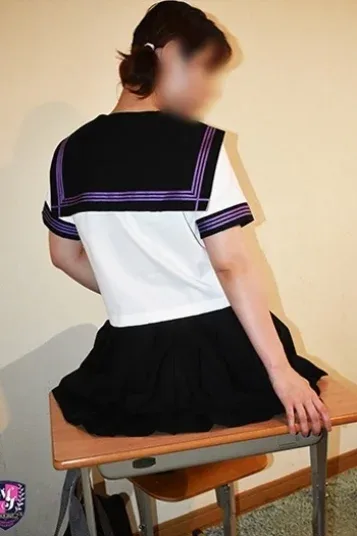 倉又なに(20)