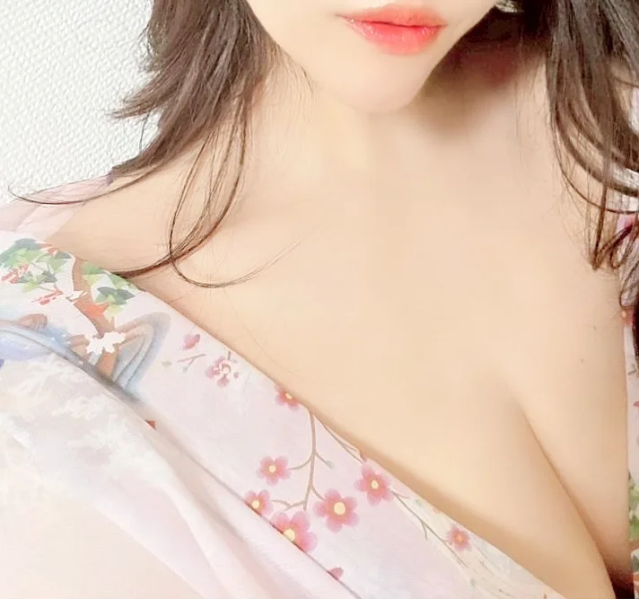 成瀬もも